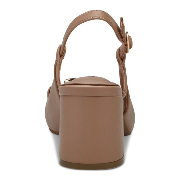 GIANI BERNINI • Nude Memory Foam Chain Decor Block Slingback Pump Heels - Picture 3 of 6